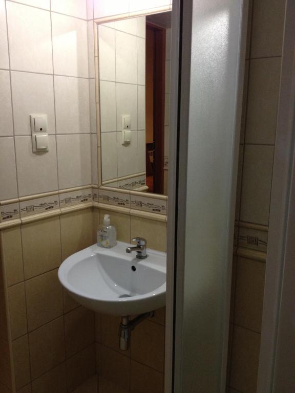 Osrodek Uslug Hotelarskich Kinga Wieliczka Esterno foto